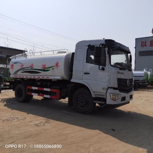 東風十噸多功能灑水車 大型環衛重器，護航綠色征程
