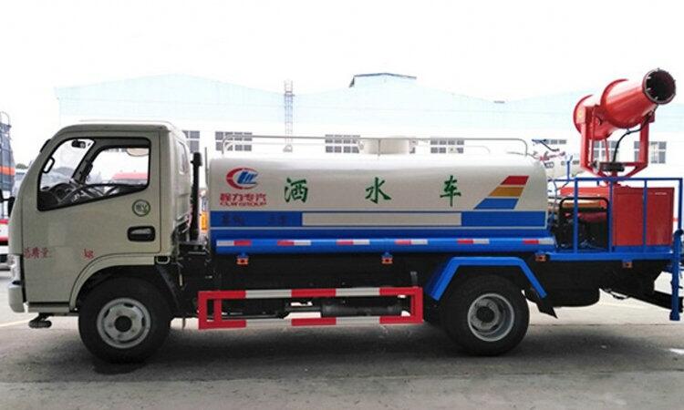 金寨縣環衛車輛升級 大容量消防灑水車與高效壓縮垃圾車協同作戰